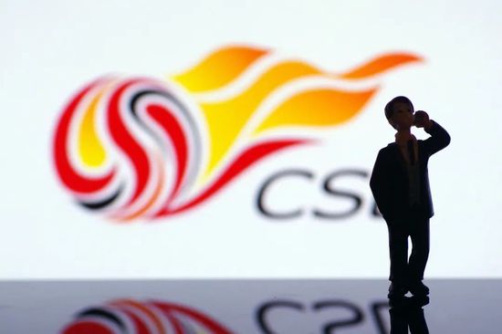 丝袜老师用丝袜帮我弄出来